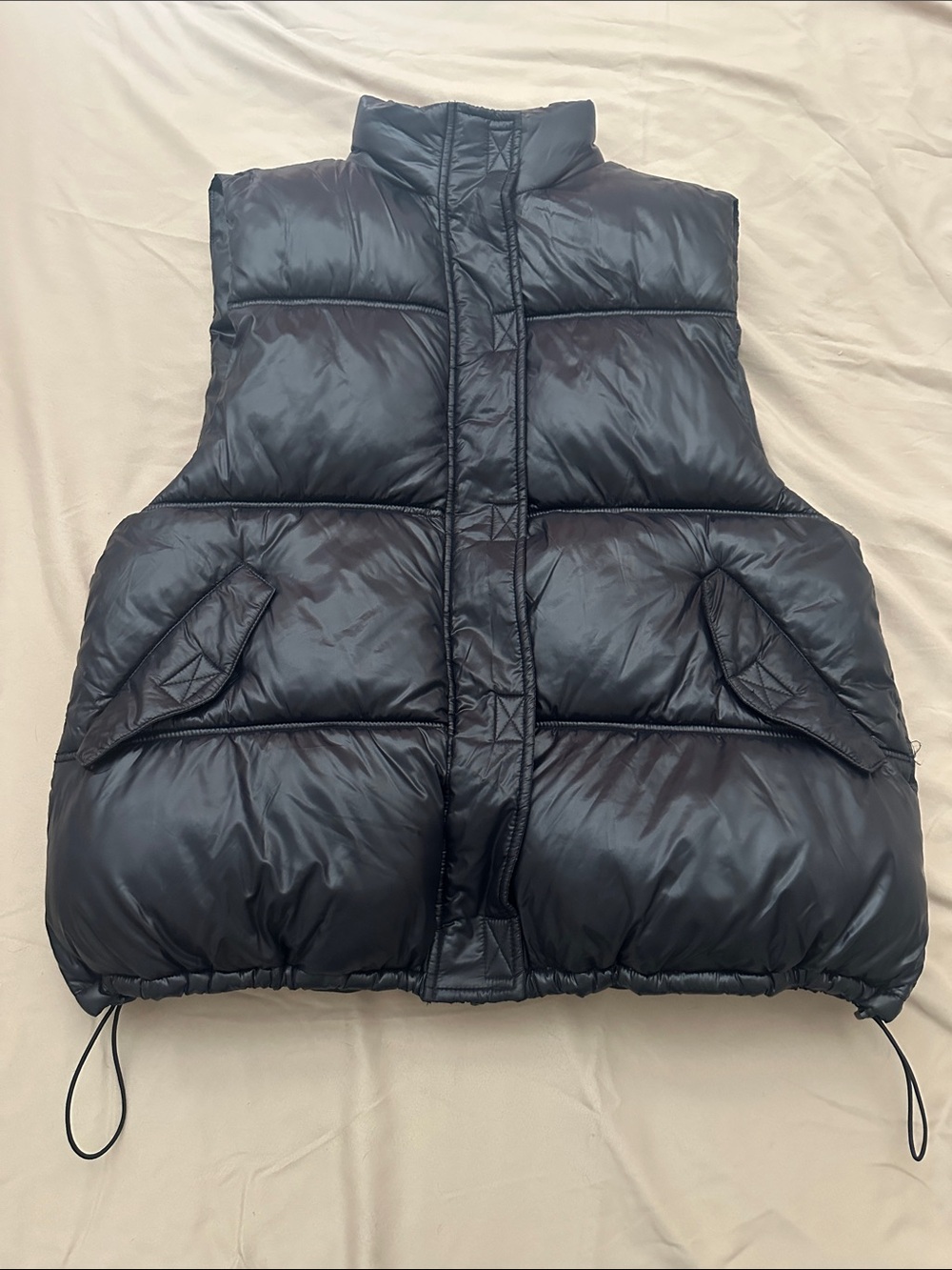 Topshop *NWT* Women's Puffer Vest in Black